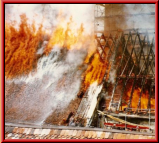 1984, Kirchenbrand, bei welchem auch die Orgel verbrannte.