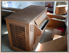 Truhenorgel Armin Hauser, 1975, I/4