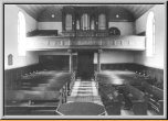 Orgel 1907, Goll & Cie, Luzern, Transmissionsorgel nach System Wittwer, 6 Pfeifenreihen, 33 Register-Auszüge.