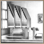 Die Orgel am ursprünglichen Standort in der prov. kath. Kirche Frenkendorf