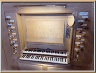 En bas à droite la manette permettant d'enclencher les accouplements II-I et I-II