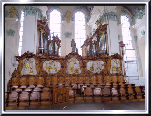 Epistelorgel (rechts, zweimanualig)